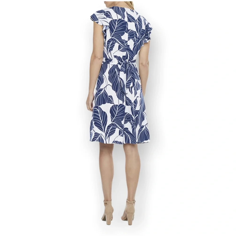 Liz Claiborne Short Sleeve Leaf A-Line Dress